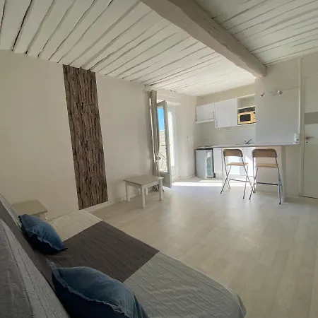 2 Personnes Vue Marais Salant Parking Et Terrasse Proche Commodite Апартаменты Йер